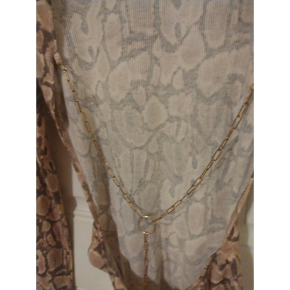 Sexy Bodysuit Rue 21 Snake Skin Print w. Golden Attached Chain to Open Back S - Picture 8 of 10